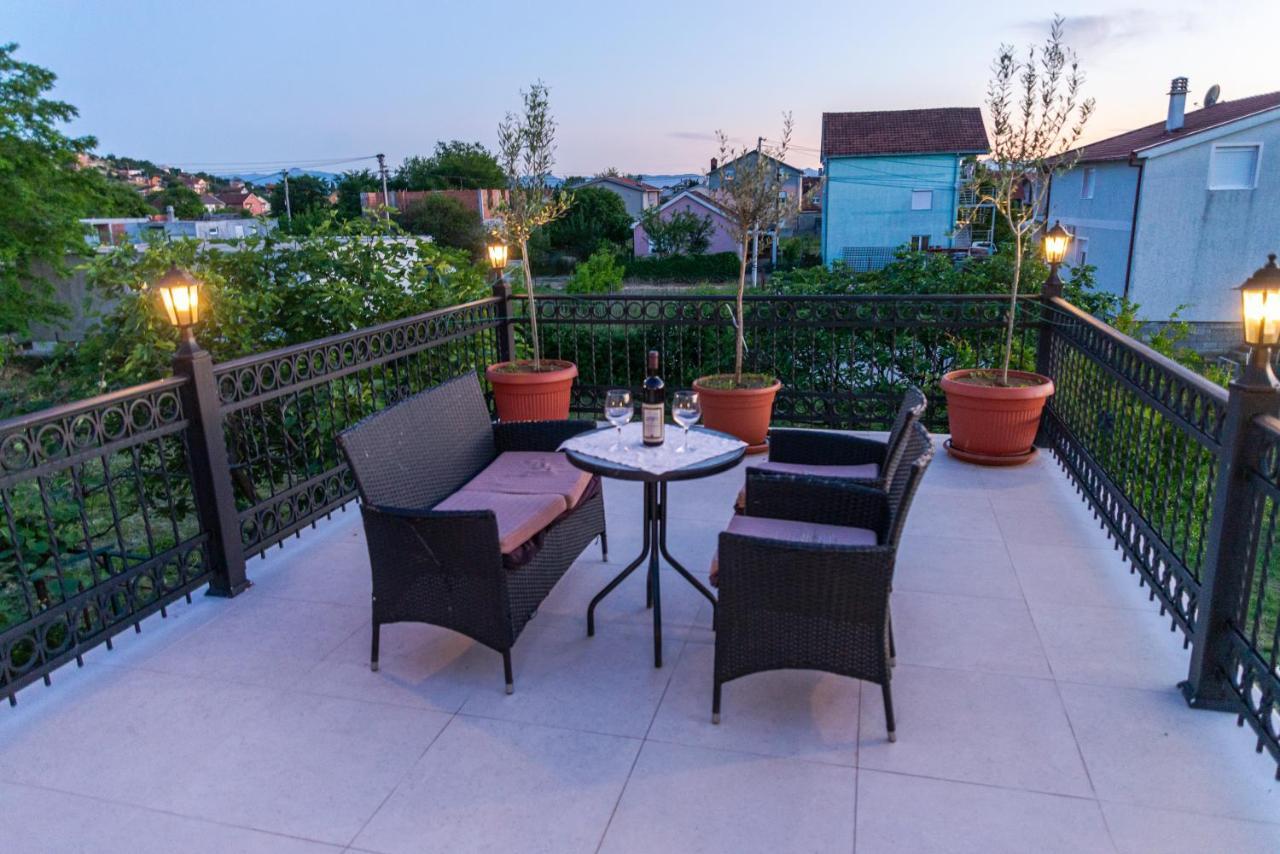 Apartman Mona Podgorica Exterior foto