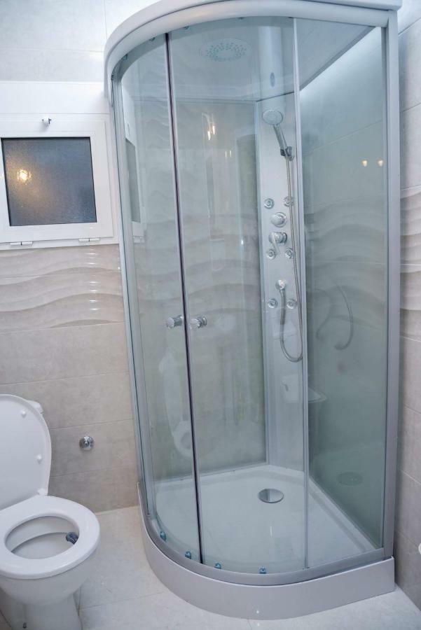 Apartman Mona Podgorica Exterior foto